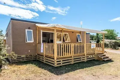 Image de Mobil-home | Premium | 3 Ch. | 6 pers. | Terrasse surélevée | A/C