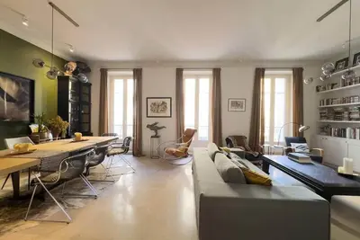Image de Très chic appartement design 130m2  Cœur de Cannes