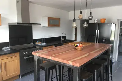 Image de Maison de vacances 'Parenthèse Sologne-Les Briques 18p' avec terrasse, jardin privés et Wi-Fi