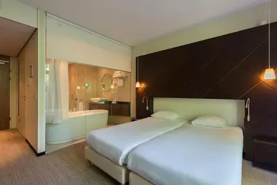 Image de The Perfect Stay Along Your Route – Just Outside Eindhoven! Indoor Pool