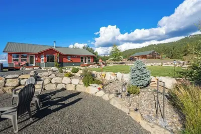 Image de Welcome to your view retreat