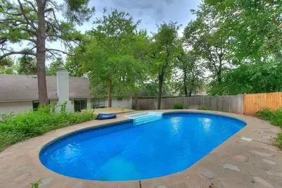 Image de The Oaks on Cedar Ridge | 3br Pool Home | Edmond