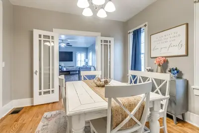 Image de 4br for Rent in Edmond | Near Uco | Plus Hot Tub