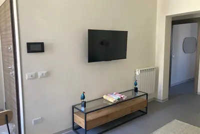 Image de Newly renovated house, bright and within walking distance of Ortigia and the Greek theater.