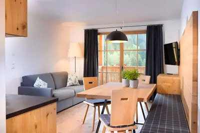 Image de Appartement 'Altmessnerhof Wiesenklee' avec vue sur la montagne, terrasse partagée et Wi-Fi