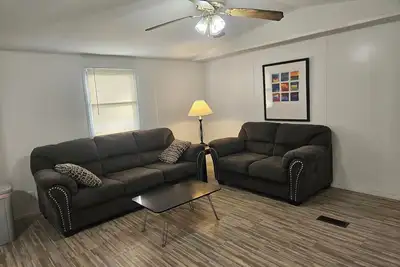 Image de Fully Furnished 3 Bedroom w/ Utilities - Near Orange and near Beaumont, Vidor Tx