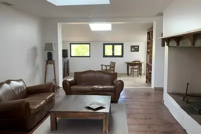 Image de Gîte Les 3 Tilleuls : jardin, Wi-Fi et climatisation à La Ville Dieu du Temple