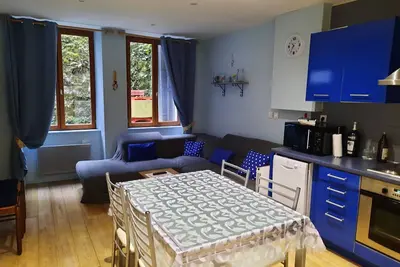 Image de Appartement familial en rez-de-chaussée avec sa petite terrasse