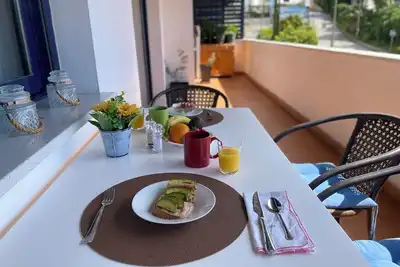 Image de 3 beds close to the marina and beach, walking distance to town center