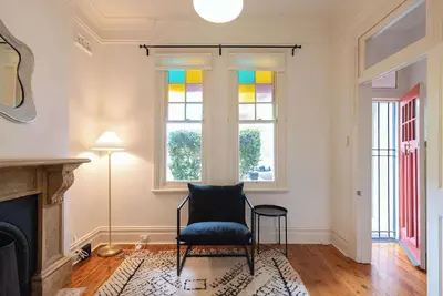 Image de Light Filled Annandale Home