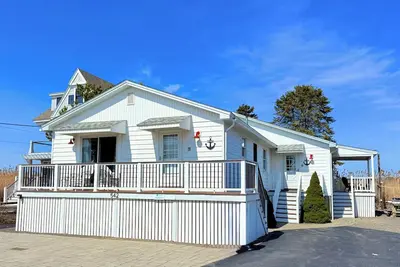 Image de The Tinker Bell at Moody Beach - Starfish Unit - 2 Br's w/ marsh views in Wells