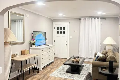 Entire Private Home • Sleeps 6 • Prime Salisbury Location