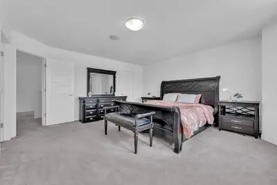 Image de Spacious 3br Family Home w/ Double Garage, Large Backyard, Modern &Quiet, Sleeps 6