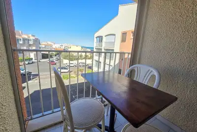 Image de Cap D'Agde - Studio cabine avec parking ds résidence avec piscine quartier Mole