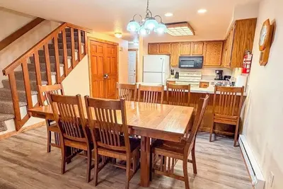 Image de Cozy Mountain Retreat in the heart of McCall