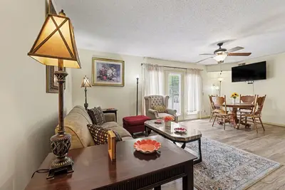 Image de Haven House Ii 5 min to Wet n Wild 10 Min to Coliseum