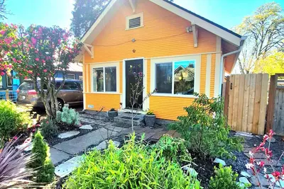 Image de Mandarin Eugene, Heart of Eugene, UofO, walk to food/ café/ nightlife, bikes