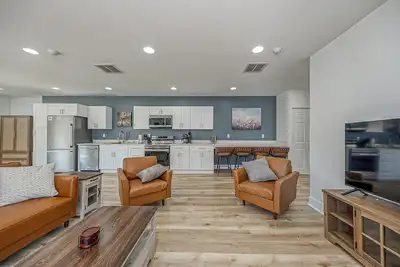 Image de Carnegie Getaway • Close to Pittsburgh Attractions