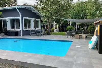 Image de Villa Charmence\nSituation idéale au calme à 100m de la plage, du port ostréicole