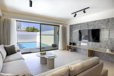 Atlantis Homes 1, By Hellocrete