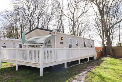 Image de Sunflower Retreat, Caravan 61, pet friendly, with pool in Cresswell