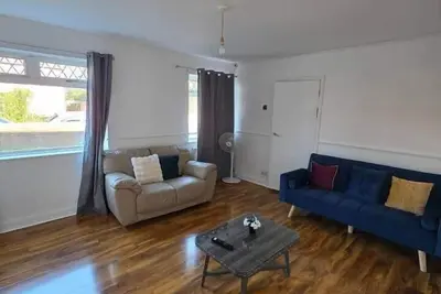Image de Large3BR House Sleeps 7 | Parking x4|Garden|St Annes, Bristol