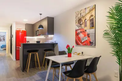 Image de Pocitos Dúo Dulce 4 King Beds, 4 Baths, 6 TVs, WiFi, Patio, Pool, Gym, & Parking