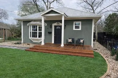 Image de Tranquil 2-bedroom house with Ac in charming downtown Bastrop, Tx