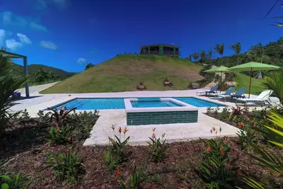 Image de Casa Esmeralda Where The Mountains Meet The Sea 12 Person Villa with Heated Pool