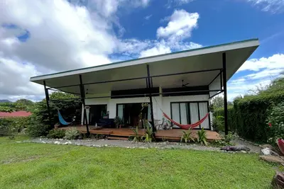 Image de Stunning 2br Home with Fast WiFi & Ac – Mountain Views & Lush Nature, Ojochal