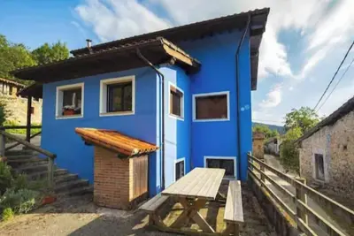 Image de The House Azul of Perlleces. Full house surrounded by nature in Cangas de Onis