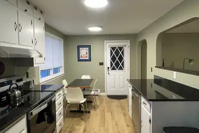 Image de Serene 3-bedroom house in Bethel perfect for your getaway