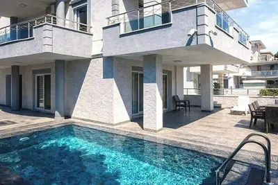 Image de Villa with private pool, 200 meters from the beach.