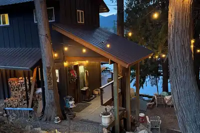 Image de Lake Front Adorable Cabin Retreat With Yurt Tent on Twin Lakes Id