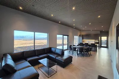 Image de Luxury 2026 Cabin w/ Sauna, Jacuzzi & Amazing Views – Sleeps 10