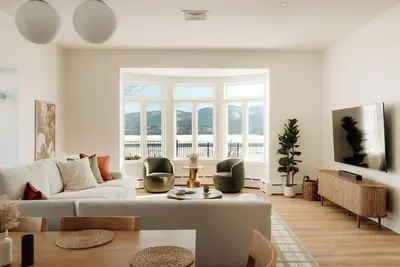 Image de River Views • Spa Baths • Hot Tub | Artisan Stays