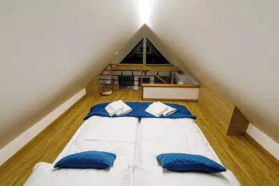 Image de Sovanova — un cottage élégant avec vue sur la montagne