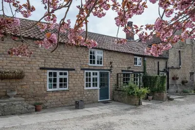 Image de Fuchsia Cottage | Sands Farm