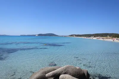 Image de Magnifique maison de vacances privée pour 6 personnes avec climatisation, Wifi, Tv et balcon