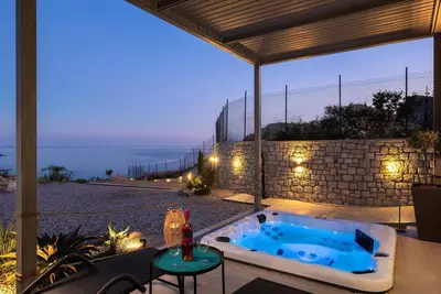Villa Aquamarine beachfront Rhodes