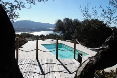 Image de Casa Mare & alivetu, appartement rez de  villa avec piscine chauffée