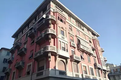 Image de Stylish Big House with Easy Parking