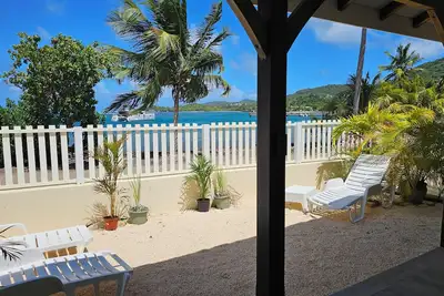 Image de Bibi Beach Sunrise au bord de la mer + piscine jusqu'à 10 personnes