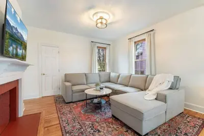 Image de Riverfront Escape Near Boston & Transit w/ Parking