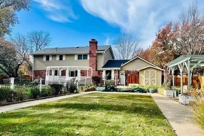 Image de Spacious 6-bedroom house in the most exclusive part of Wichita across Country C