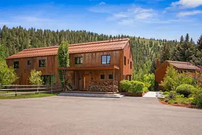 The Sun Valley Rusty Barn Estate