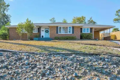 Image de About 2Miles from Augusta National. 3br home in Brynwood w/Patio and backyard