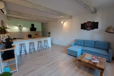 Image de Appartement coeur de ville Cavaillon, animaux acceptés.