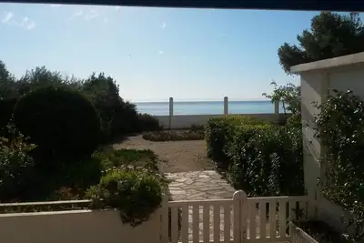 Image de Residence Simone Berriau 3 Pieces Terrasse Front De Mer Vuie Mer Climatisation