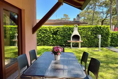 Spacieuse villa avec piscine